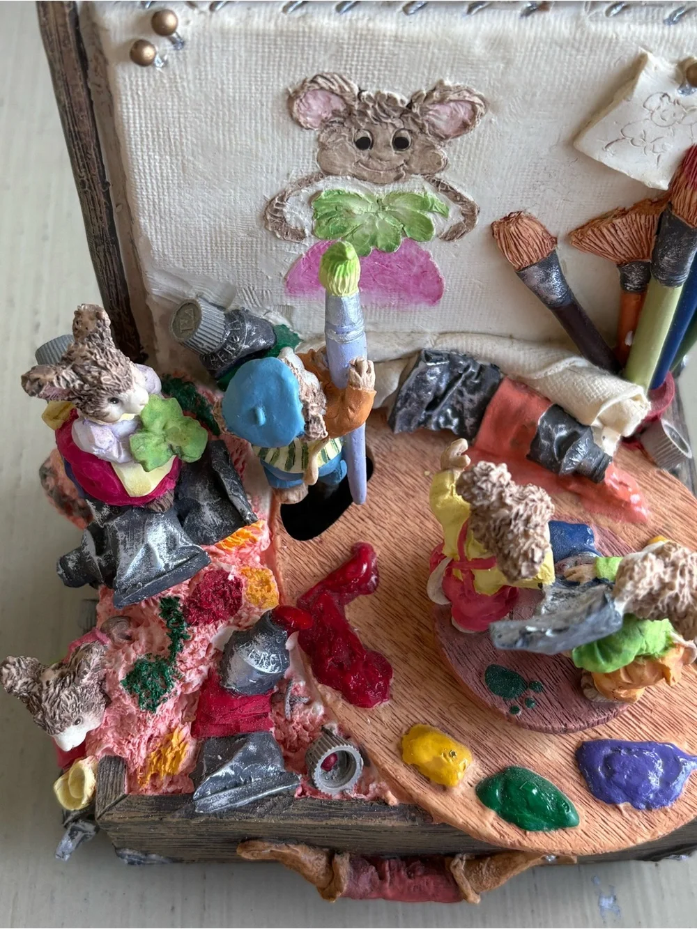 Vintage Whimsical Painted Mouse Artist Playset – Multicolor
